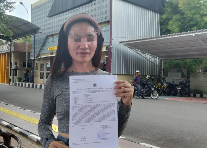 LC Karaoke Dihajar Tamu Ganteng Sampai Gigi Patah, Terungkap: Usai Nyanyi Sinta Bella Menolak ‘Dibungkus’    