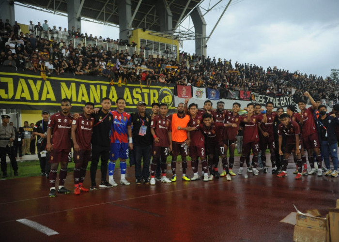 Liga 2 Belum Jelas, Biaya Bengkak, Fans Sriwijaya FC Desak PSSI - LIB