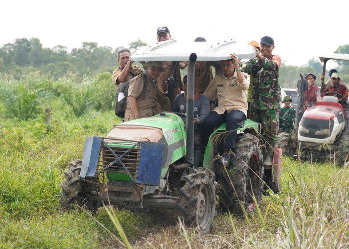 Pantau Program Oplah di Pampangan, Pj Bupati OKI Tinjau Langsung Dampaknya bagi Warga