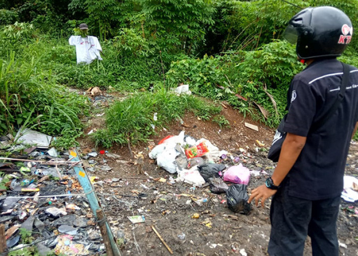 Sosok Mahluk Kasat Mata Ditempat Pembuangan Sampah