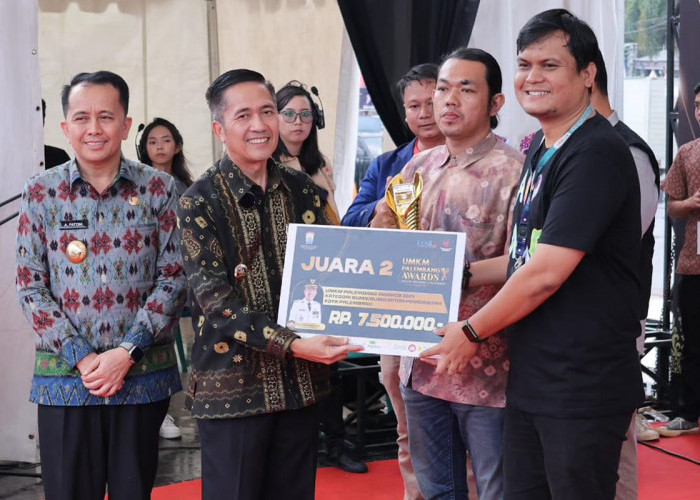 Ratu Dewa Beri Bantuan Modal di UMKM Palembang Awards 2024, Yakinkan Potensi Investasi Palembang