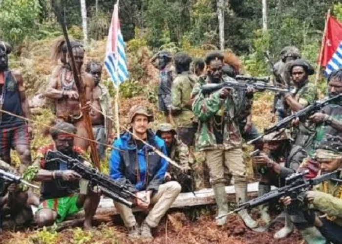 Kembali Berulah! KKB Papua Tembaki Personil TNI-Polri, Kontak Senjata Tak Terelakkan
