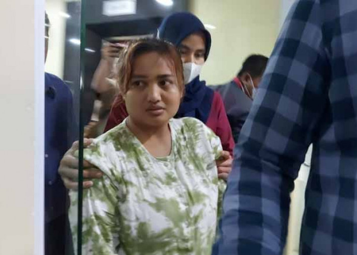 Tersangka Lina Mukherjee Kasus Penistaan Agama Wajib Lapor ke Polda Sumsel Hanya Cukup Video Call?