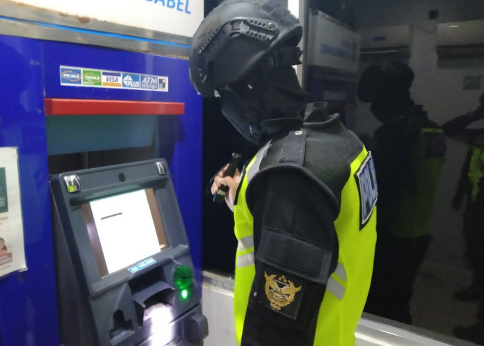 Antisipasi Kejahatan Skimming, Tim Bravo Patroli di Anjungan ATM