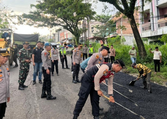 Ditambal, Jalan Berlubang di Jalur Lintas Sumatera, Pemudik Kini Merasa  Aman