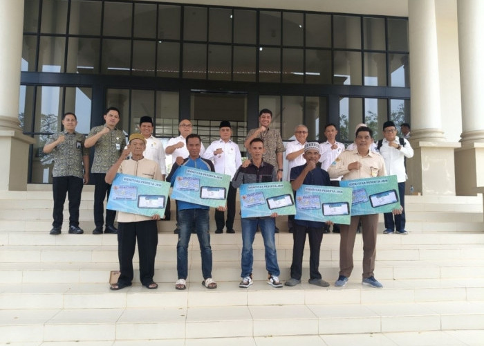 Pemkab OI Berikan 250 Marbotnya Perlindungan JKN