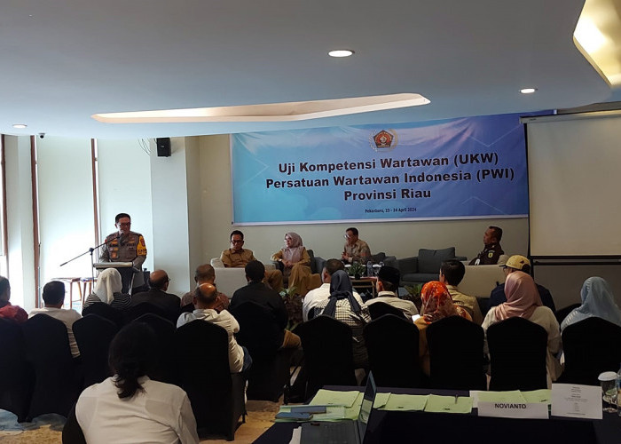Kapolda Riau Apresiasi UKW PWI Pusat Gratis Diikuti Wartawan di Pekanbaru 