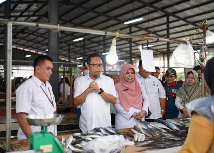 Pemerintah Kabupaten Muara Enim Kembali Gelar Operasi Pasar Murah di Pasar Inpres Muara Enim