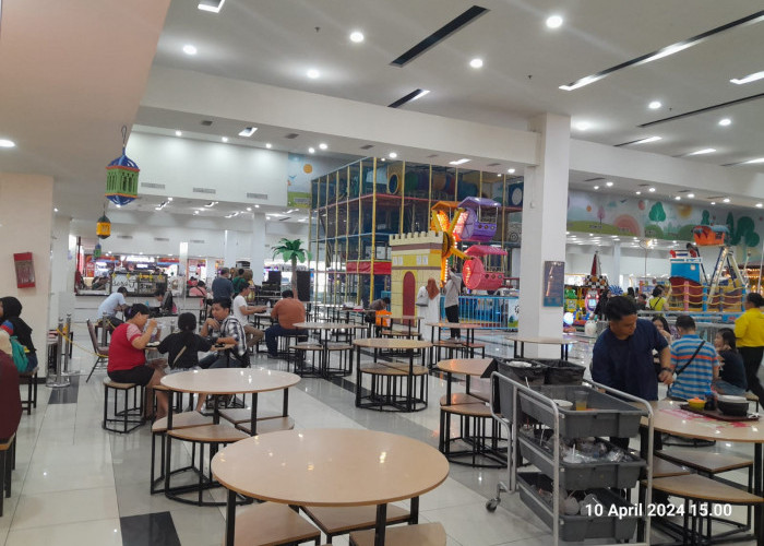 Hari Pertama Lebaran, Mall di Palembang Tampak Masih Sepi Pengunjung