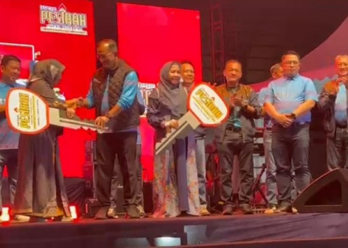 Lautan Manusia di Jakabaring! 14 Ribu Warga Padati Malam Puncak Undian Pesirah Bank Sumsel Babel