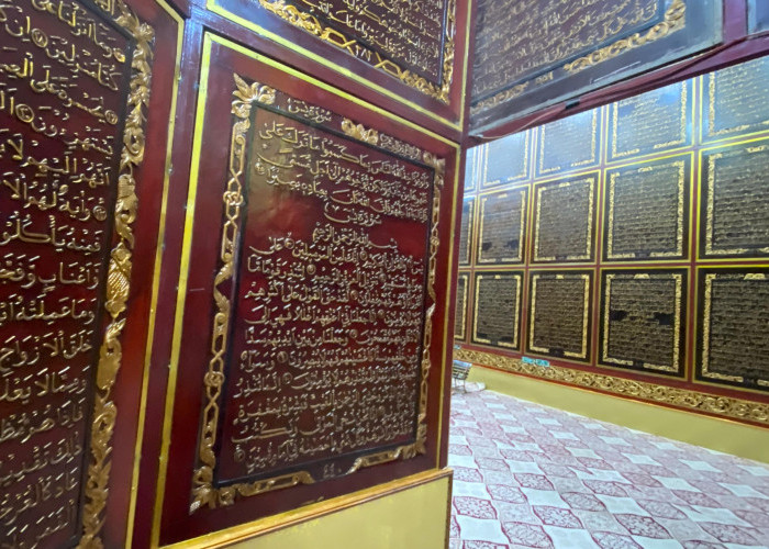 Fakta Unik Al-Quran Al-Akbar Palembang, Mushaf Ukiran Kayu Terbesar di Dunia yang Jadi Ikon Wisata Religi