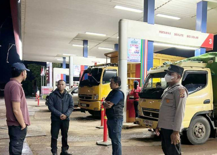 Pasca Penyesuaian Harga BBM Non Subsidi, Polsek Pemulutan Ogan Ilir Intensifkan Patroli di SPBU