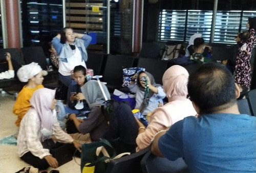 Gagal Mendarat di Bengkulu, Penumpang Lion Air Nginap di Bandara Soetta