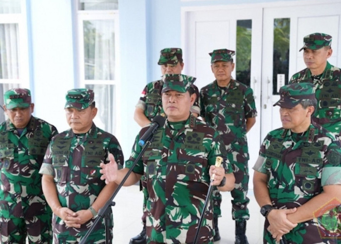 HOT NEWS! Siaga Tempur, Panglima TNI Laksamana Yudo Margono Tegaskan Pendekatan Humanis Tak Berlaku untuk KKB