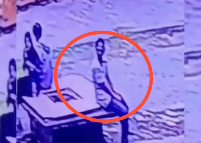 Istrahat Bawah Jembatan Ampera Palembang Usai Olahraga, Hp Mahasiswa Asal OI Raib Dicopet 