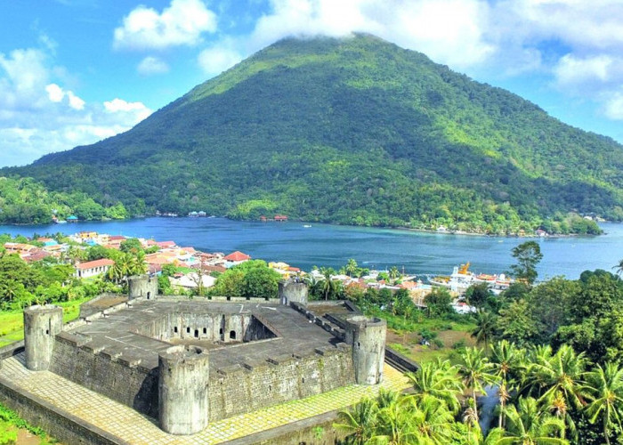 'Jangan Mati Sebelum ke  Banda Neira', Berikut Tips Liburan Nataru ke Pulau Kecil di Provinsi Maluku Ini