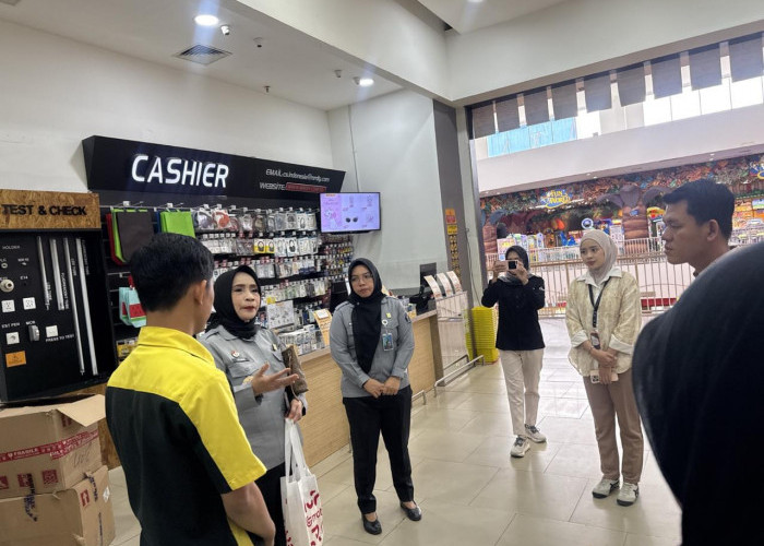 Kemenkum Sumsel Pantau Pusat Perbelanjaan Berbasis KI