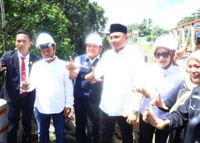 Gubernur Herman Deru Resmikan Pembangunan Kembali Jembatan Air Lawai B, Target Rampung 180 Hari