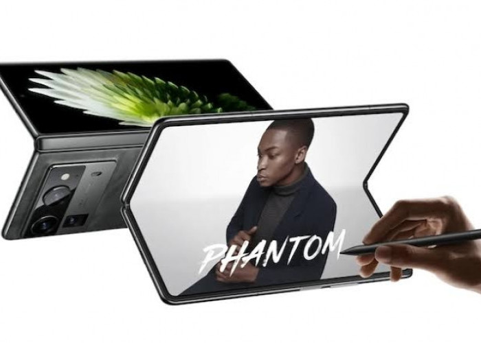 Tecno Phantom V Fold2 Ditenagai Chipset Dimensity 9000+ dengan Tampilan Desain Futuristik 