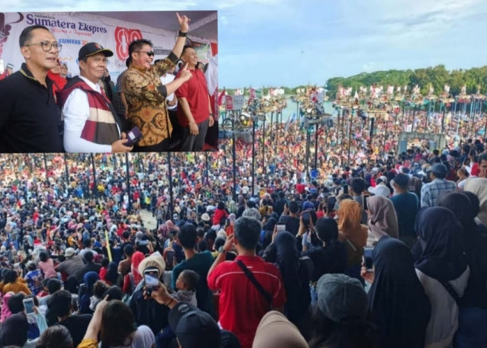 Spektakuler, Festival Panjat Pinang 80 Pohon Sumatera Ekspres Jadi Lautan Pesta Rakyat