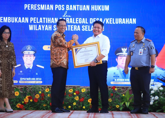 Gubernur  Herman Deru Antarkan Sumsel Raih Rekor Nasional Posbankum Terbanyak se-Indonesia