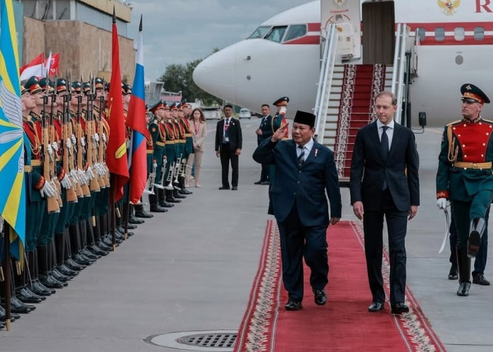 Presiden Prabowo Tiba di Rusia, Disambut Hangat dan Penuh Kehormatan, Apa Misi Strategis di Balik Kunjungan I
