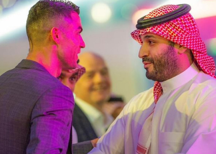 Pangeran Arab Saudi Bertemu Goat Ronaldo Saat Gelar Panel Bahas Piala Dunia Esports Pertama Tahun 2024  