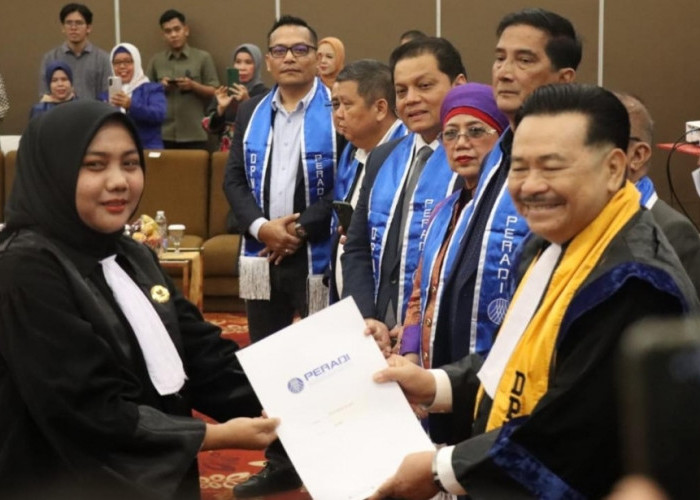 Otto Hasibuan Pimpin Sumpah Advokat, Kemenkum Sumsel Soroti Profesionalisme