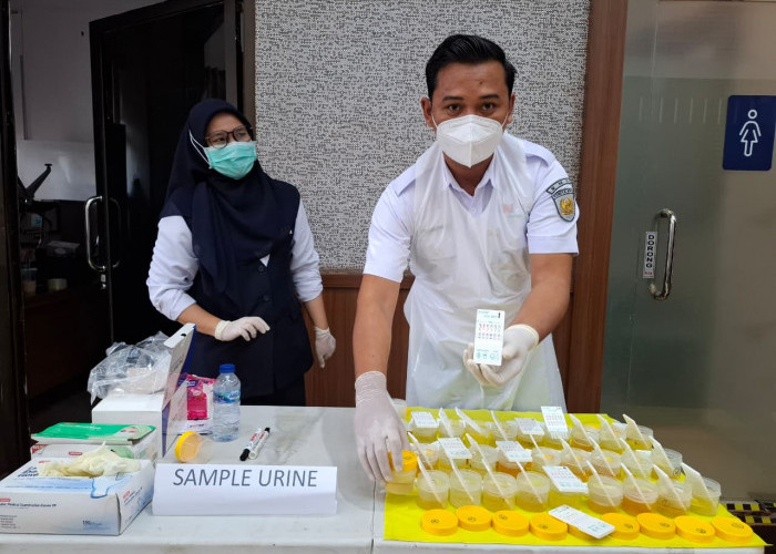 Jelang Libur Nataru 2025/2026, KAI Divre III Palembang Gelar Tes Narkoba Pegawai