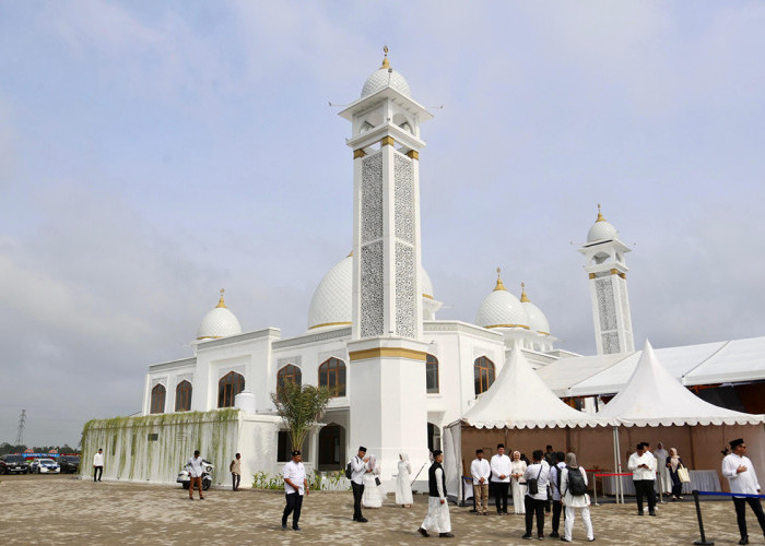 Pj Gubernur Elen Setiadi dan Menag RI Resmikan Masjid Al-Abduh, Ikon Baru di Sematang Borang