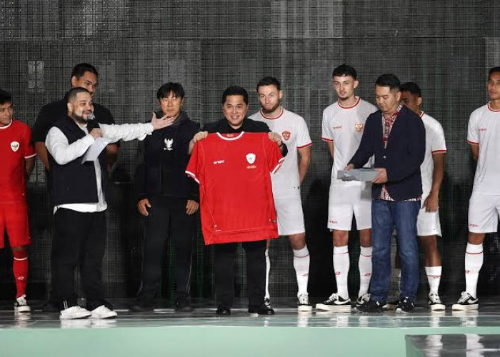 MANTAP! Erspo Umumkan Timnas Indonesia Bakal Miliki Jersey Ketiga: Desain Warna Lebih Gelap