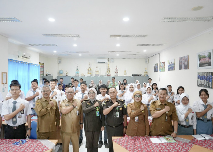 Kejati Sumsel Gencarkan Gerakan Anti-Bullying di Sekolah, Siswa SMA SONS Diajak Jadi Pelindung Korban