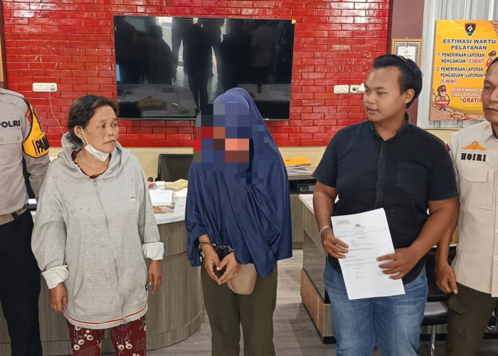 Copet Perempuan Terciduk di Kawasan ‘Baju BJ’ Pasar 16 Ilir, Ini Pengakuannya Saat di Kantor Polisi?    