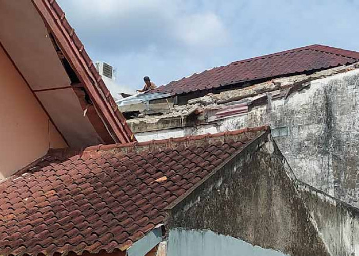 2 Pekerja Bangunan di  Palembang Tertimpa Runtuhan, 1 Tewas 
