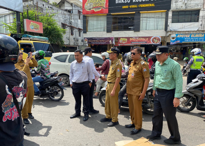 Tegas, Ratu Dewa Siapkan Pos Penjagaan, Larang Truk Odol Masuk Palembang