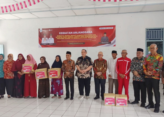 Jelang HUT ke-80 RI, Wabup Ogan Ilir Pimpin Anjangsana ke Panti Sosial Lanjut Usia untuk Berikan Bingkisan