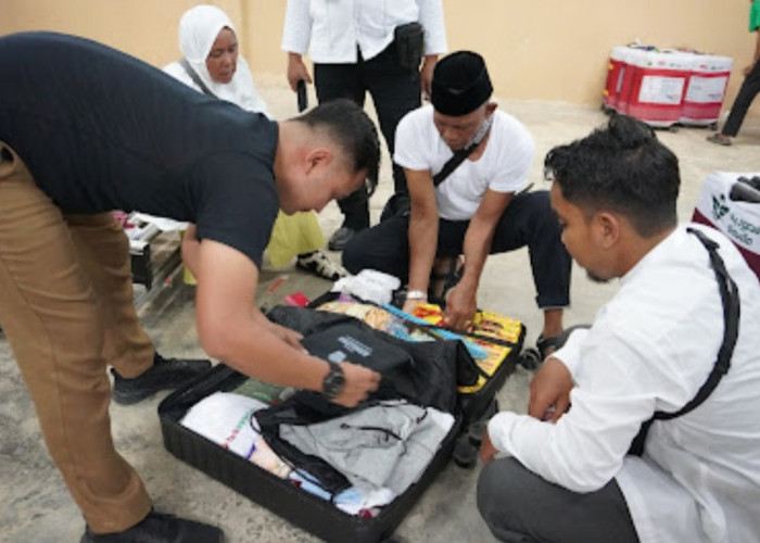 Kemenag Ingatkan Jemaah Haji Tidak Membawa Barang Terlarang dalam Penerbangan