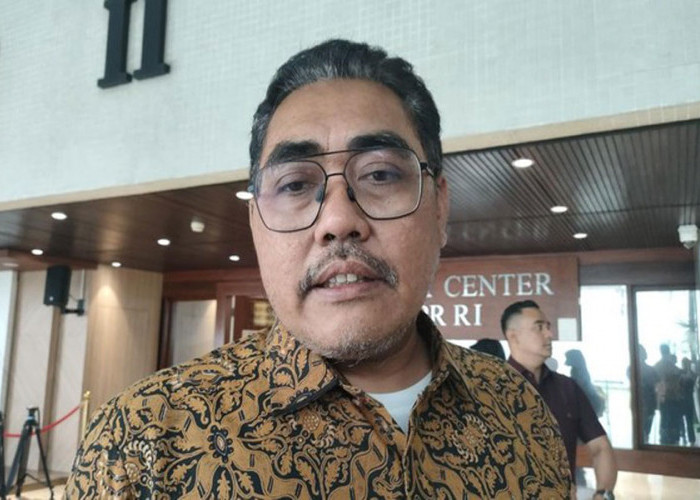 PKB Kaji Pembentukan Pansus Ijazah Gibran