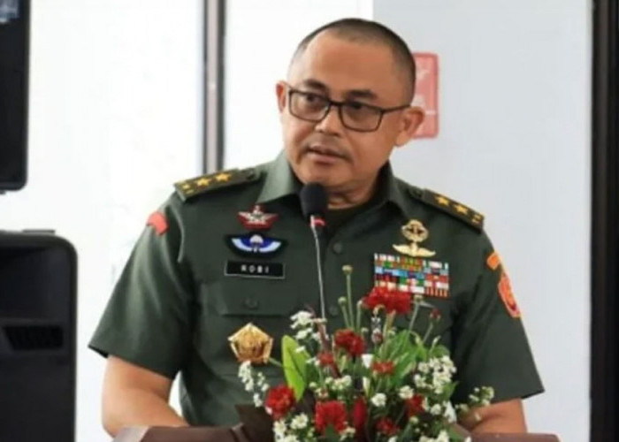 Robi Herbawan Jabat Kabais TNI Gantikan Yudi Abrimantyo