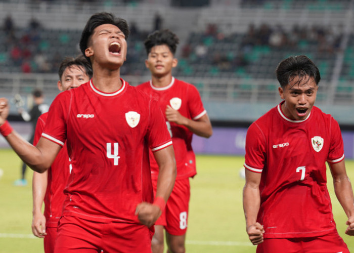 Kokoh Dipuncak Klasemen Indonesia Libas Kamboja 2-0, Duet Iqbal dan Kadek Kembali Jadi Pahlawan
