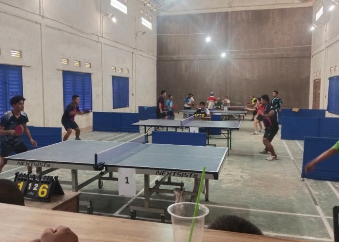 96 Petenis Meja Ikuti Turnamen Tenis Meja Pengkab PTMSI Ogan Ilir