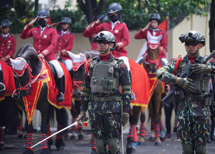 Polri Gladi Bersih Apel Gelar Pasukan Pengamanan Pelantikan Presiden