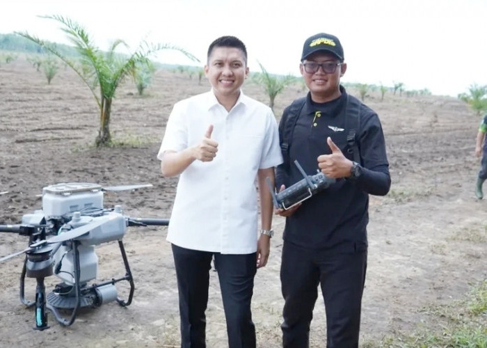 Bupati Ogan Ilir Uji Coba Penanaman Padi Gogo Gunakan Teknologi Drone, Upaya Tingkatkan Produksi