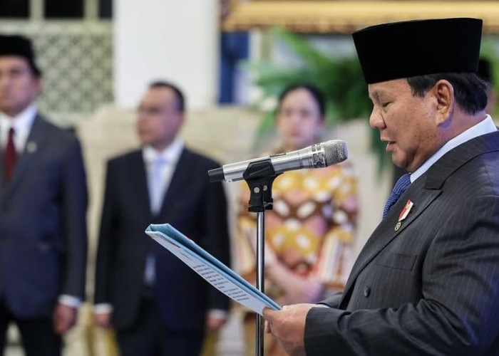 Presiden Prabowo Lantik Dua Menteri dan Tiga Wakil Menteri Baru Kabinet Merah Putih 2025–2029