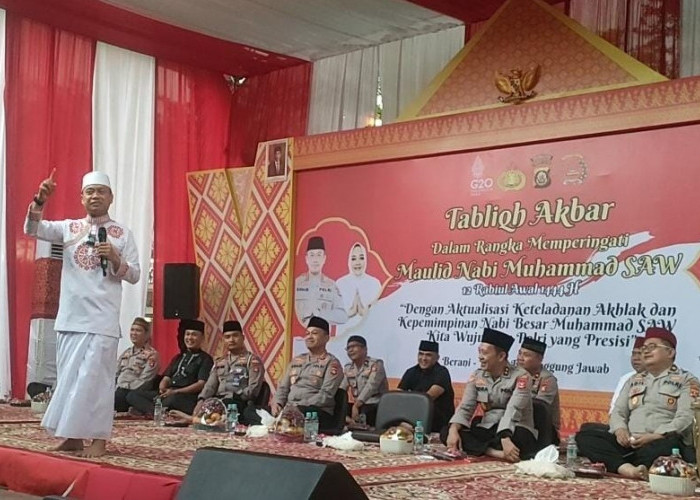  Ustad Das'ad Latif, Tausyiah Maulid Nabi di Polrestabes Palembang 