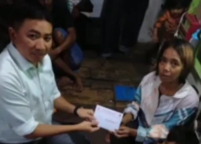 Syaiful Padli Sambangi Pemilik Rumah tak Layak Huni di Kertapati