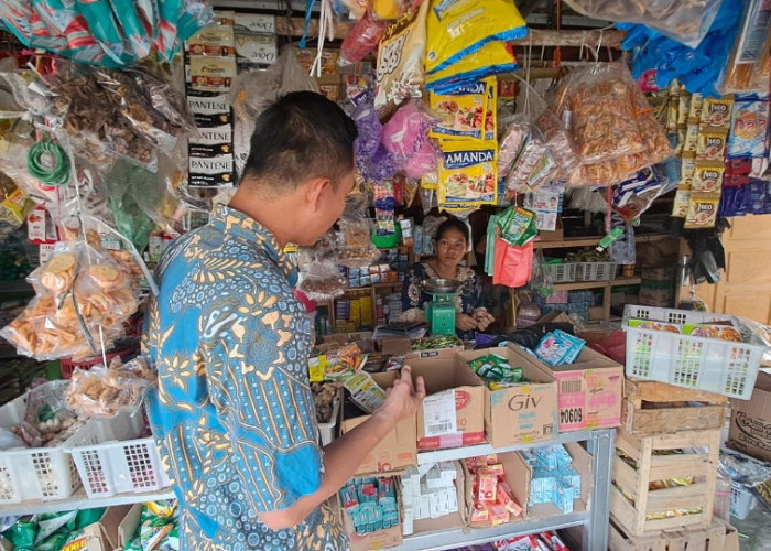 Pastikan Kebutuhan Masyarakat Aman Jelang Idul Adha 2026, Polsek Pemulutan Ogan Ilir Monitoring Pasar