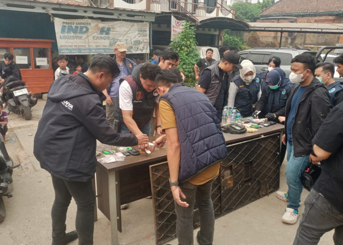 Tim Gabungan Gerebek Kampung Narkoba Lorong Manggar, Tujuh Orang Diamankan 