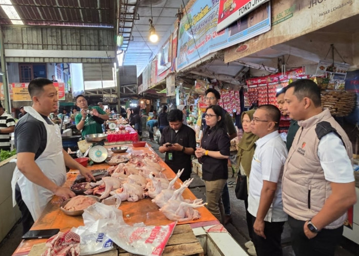 Satgas Pangan Pusat Sidak Pasar Lemabang, Stok Bahan Pokok Aman Jelang Idul Fitri, Segini Harganya?