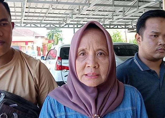 Datangi Mapolres Banyuasin, Keluarga Tanyakan Perkembangan Kasus Penembakan Sopir Angdes